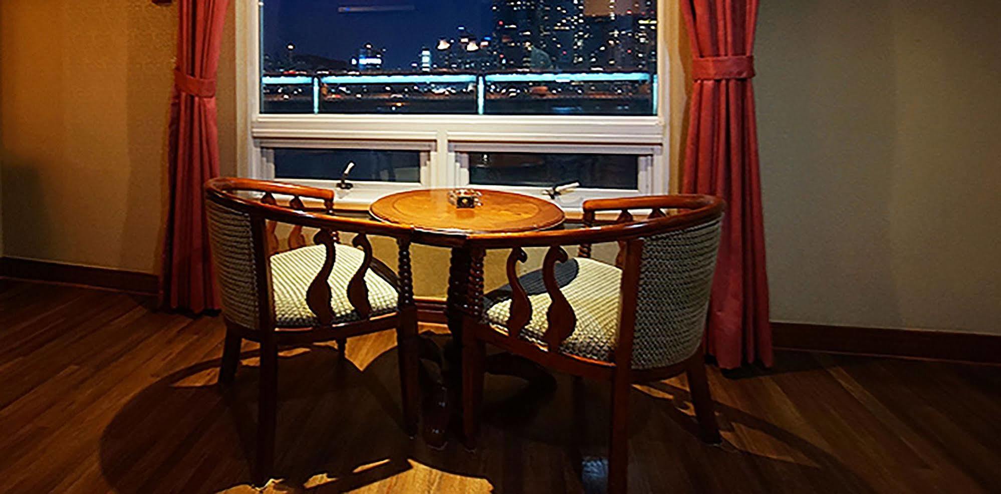 Hotel Castle Beach Пусан Экстерьер фото